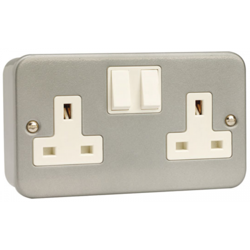 Click CL036 Switched Double Socket 2Gang DP 13A Metal Clad